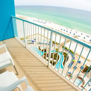Standard King Room Pool View